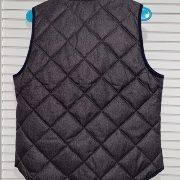 J Crew Gray Vest ✂️Final Reduction ✂️✂️ - Picture 2 of 4